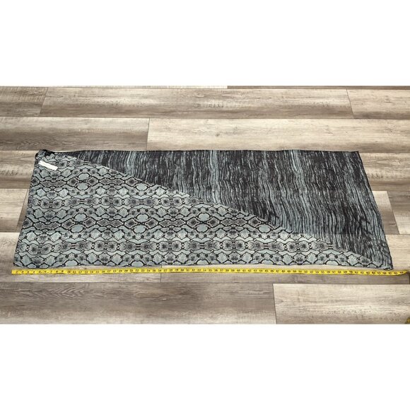 Tahari 100% Silk Scarf Python Print Split Blue Black Rectangle NWT - Picture 9 of 9